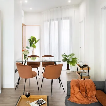 Apartment Avanti Buganvilla, La Autentica