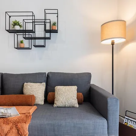 Avanti Buganvilla, La Autentica Apartment