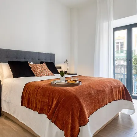 Avanti Buganvilla, La Autentica Apartment